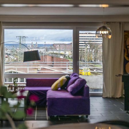 Pop Art Loft Ueber Den Daechern Von Koblenz โคเบลนซ์ ภายนอก รูปภาพ